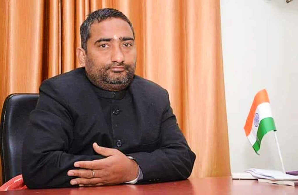 उत्तराखंड राज्य सूचना आयुक्त योगेश भट्ट