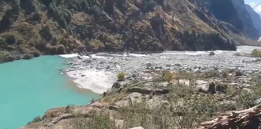 धौली गंगा पर बनी झील