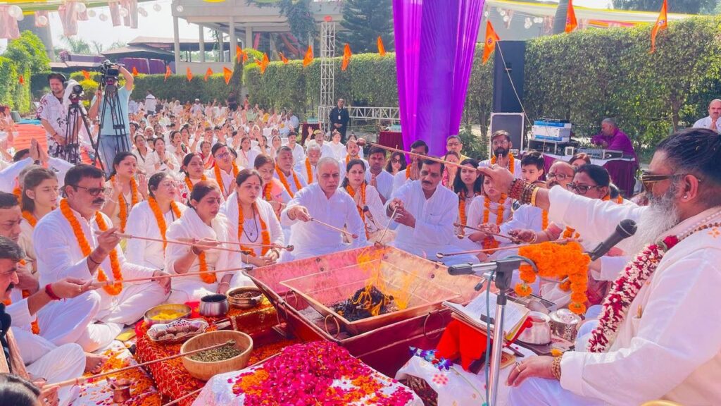 WhatsApp Image 2025-11-05 at 5.59.18 PM (1)